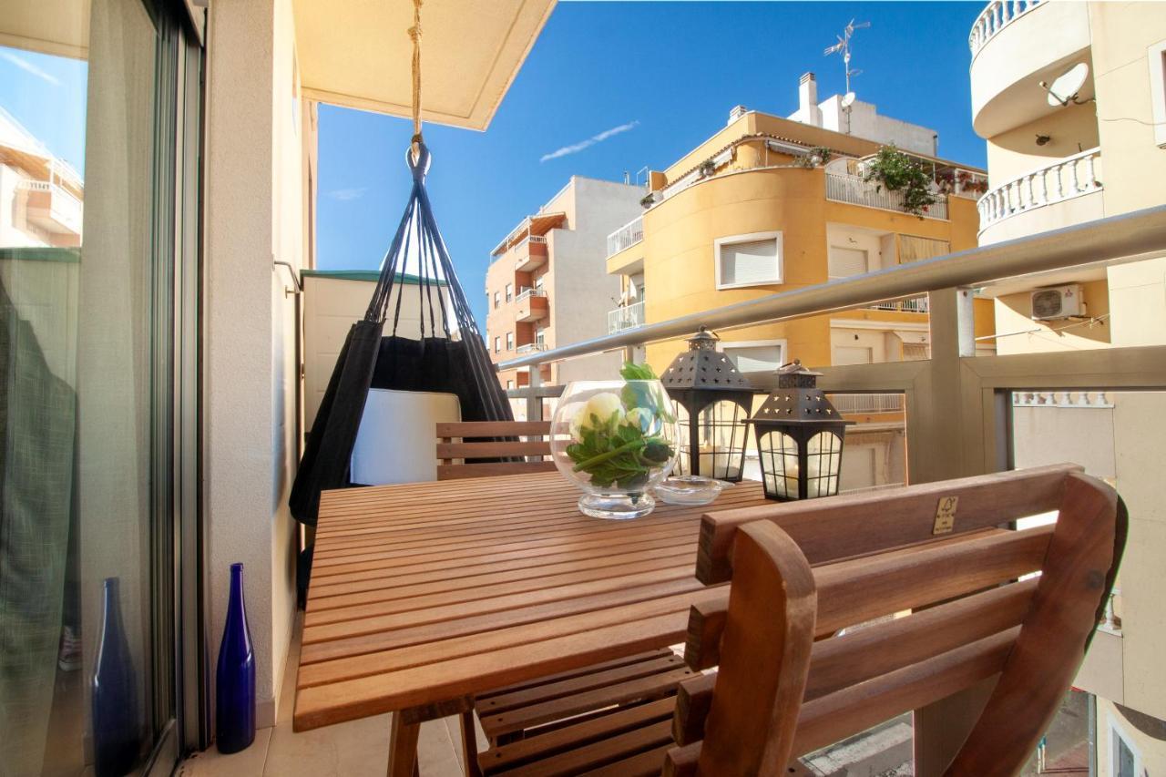 Апартаменты El Apartamento De Maria Jose Торевьиа Экстерьер фото