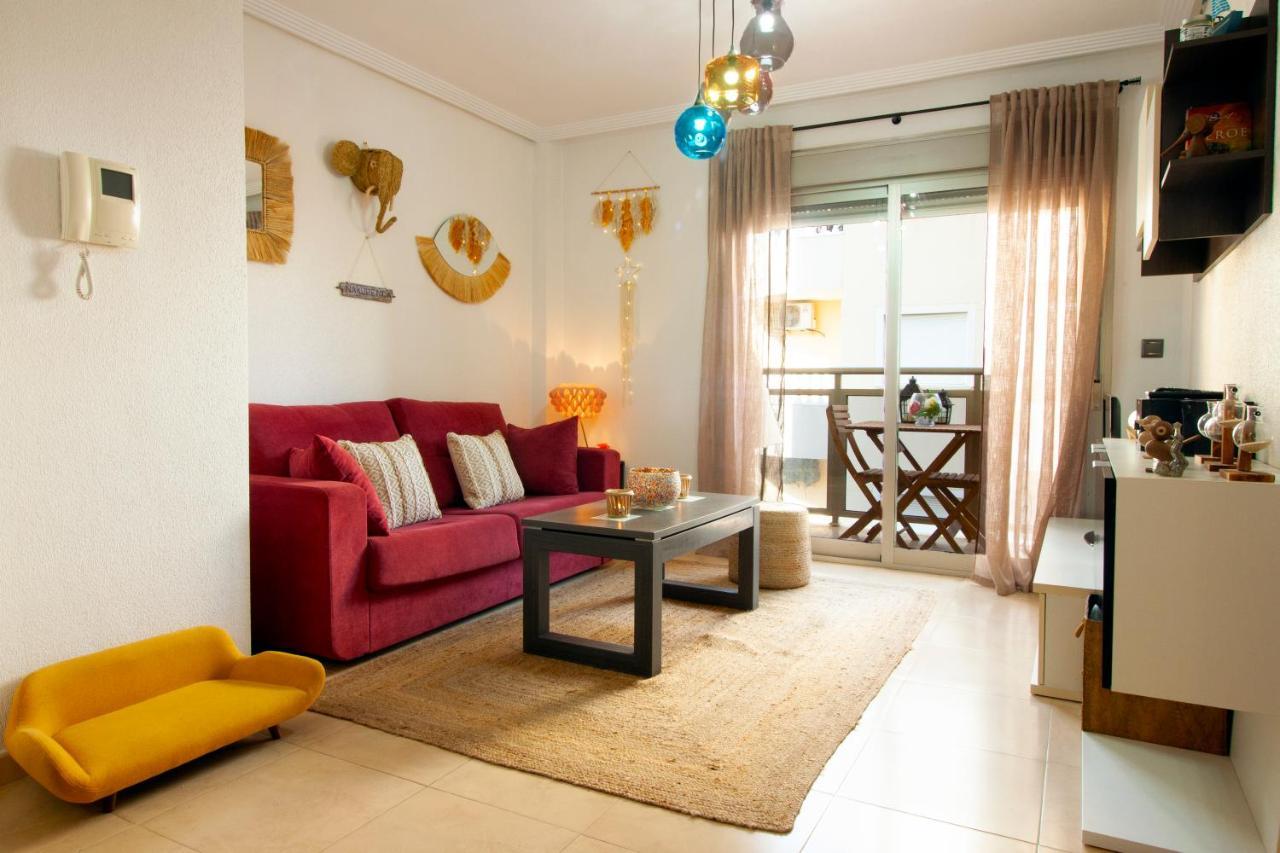 Апартаменты El Apartamento De Maria Jose Торевьиа Экстерьер фото